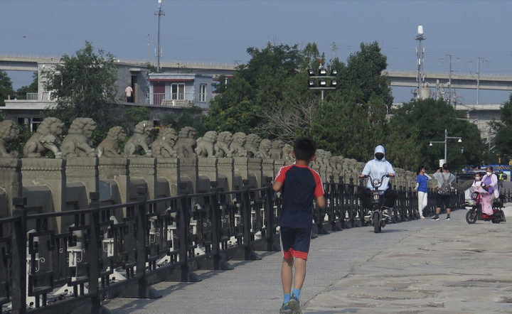 卢沟桥在哪个城市（泸定桥和卢沟桥一样吗）