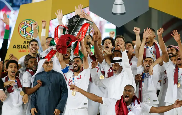 世界杯揭幕战：卡塔尔仰天长啸，厄瓜多尔剑气挂霜 ，你看好东道主卡塔尔拿下揭幕战吗？（厄瓜多尔vs）