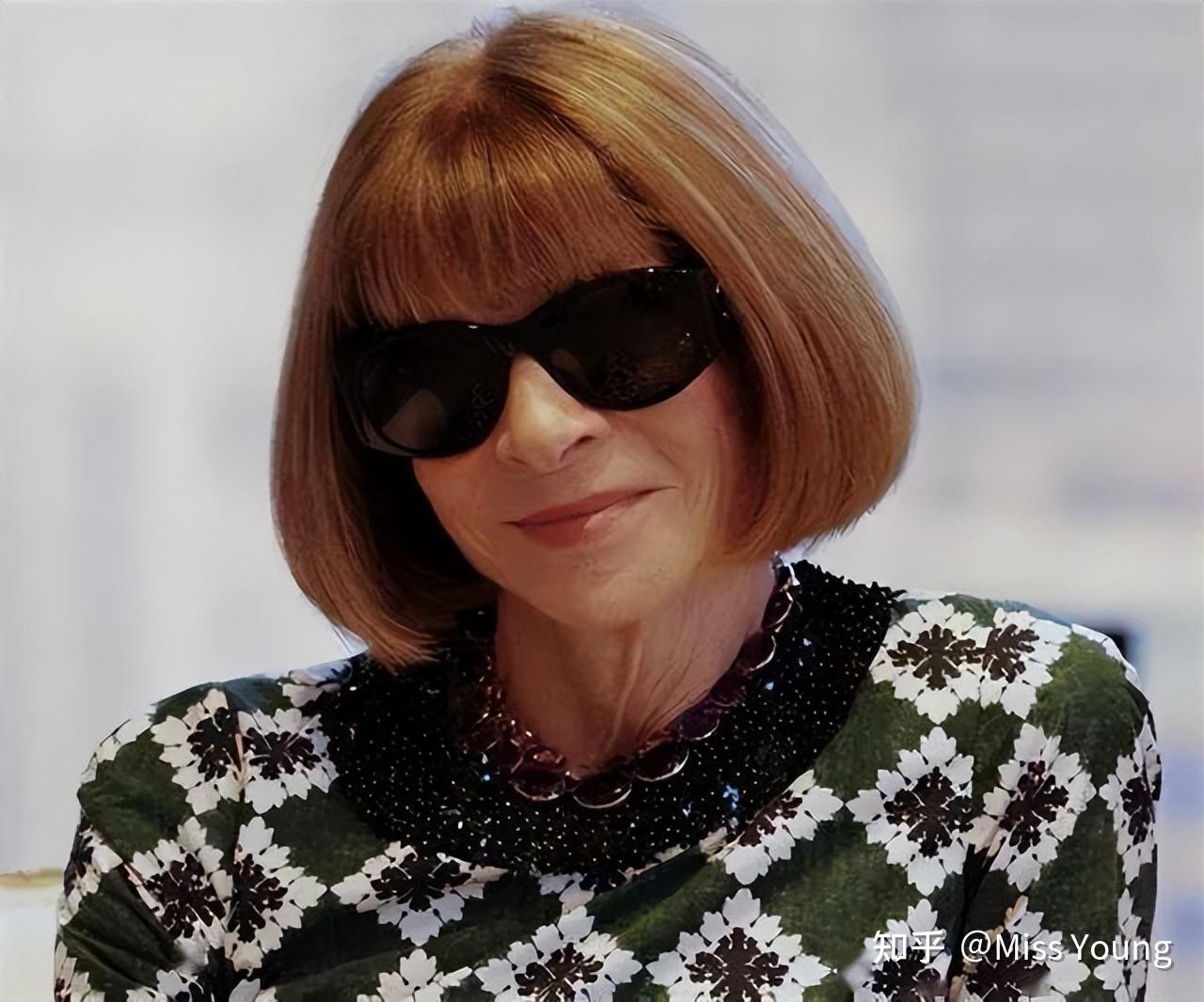 安娜温图尔作为vogue美国的主编为什么对时尚圈的影响那么大其它杂志