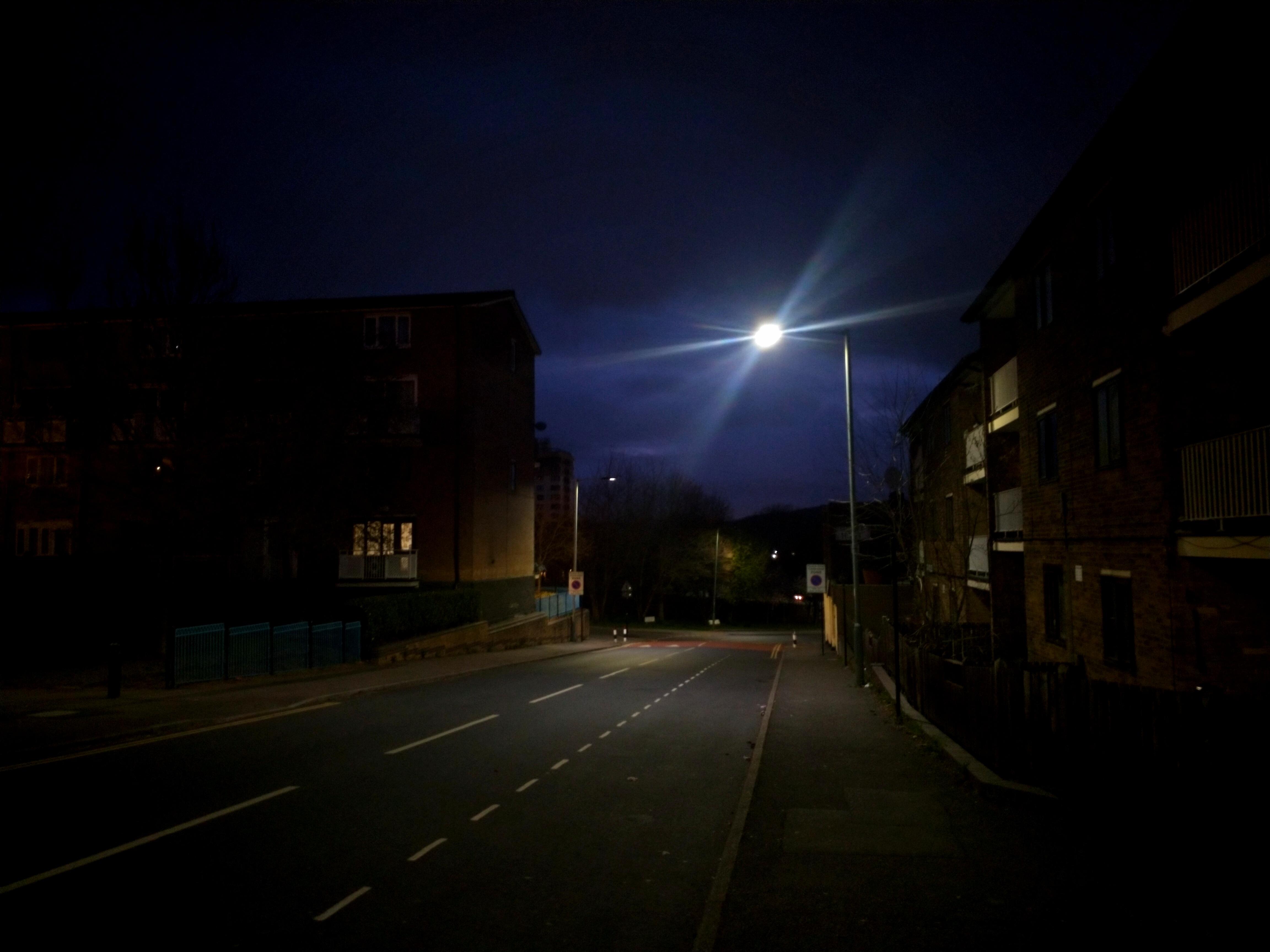 在英国独自走夜路安全吗? - 知乎
